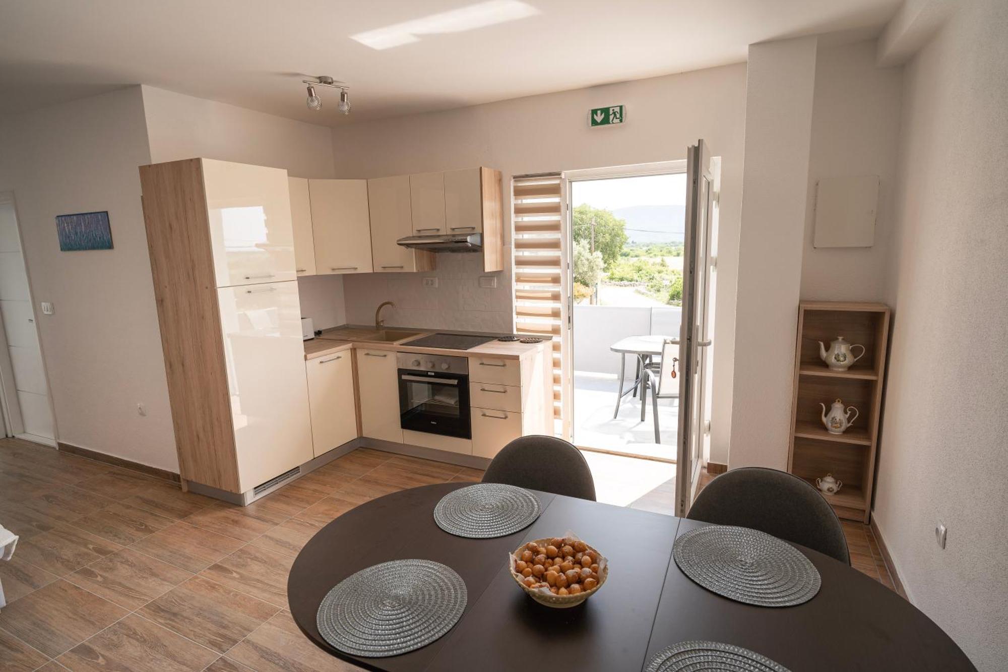 Pave&Ema Apartman Konjevrate Exterior foto